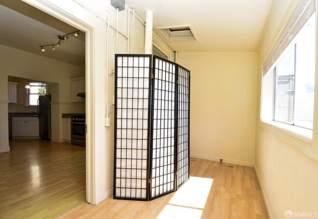 Building Photo - 2762 Folsom St