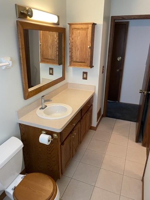 Building Photo - 7112 W Saint Paul Ave