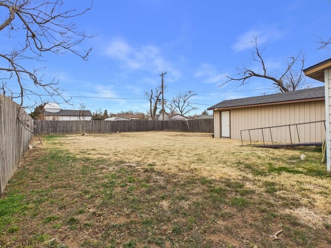 Building Photo - 4004 S Hayden St