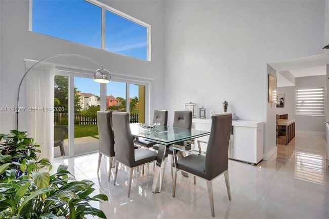 Building Photo - 15481 SW 47th Terrace