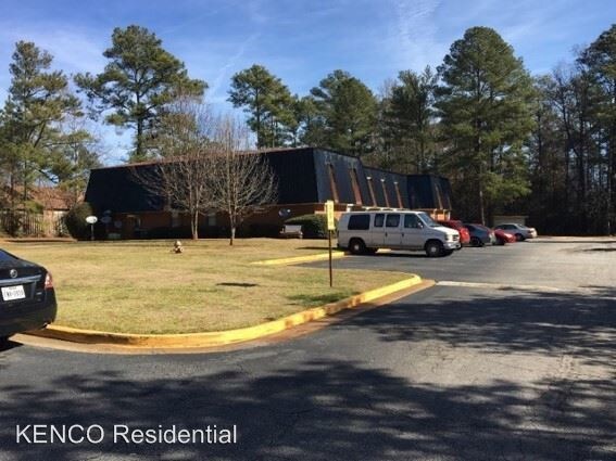 Building Photo - 3400 Salem Rd
