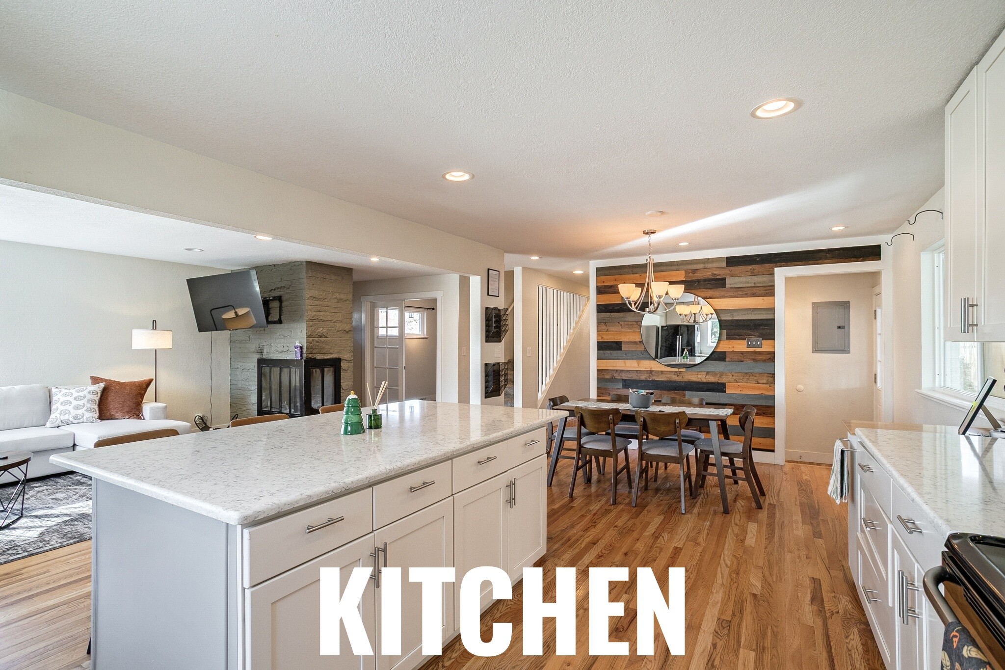 Building Photo - 10490 W Dakota Ave