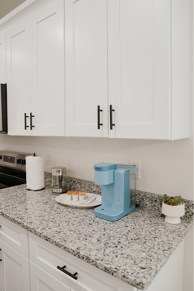 Building Photo - 1917 Faucette Ave