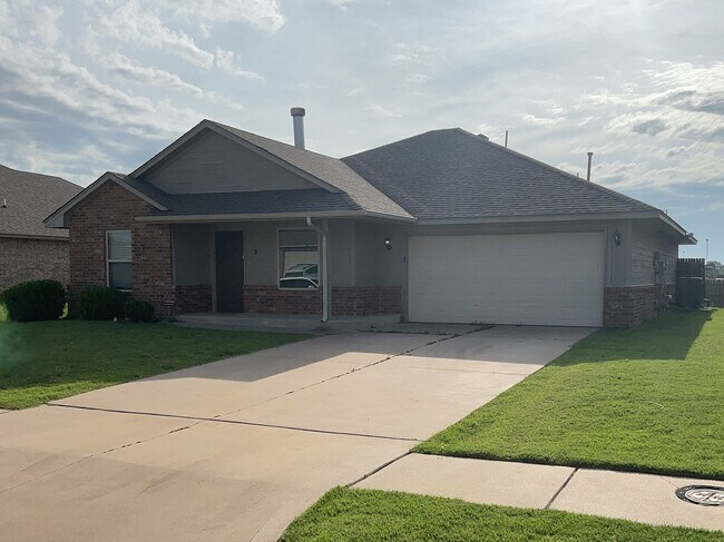 Primary Photo - 1308 Penn Ln