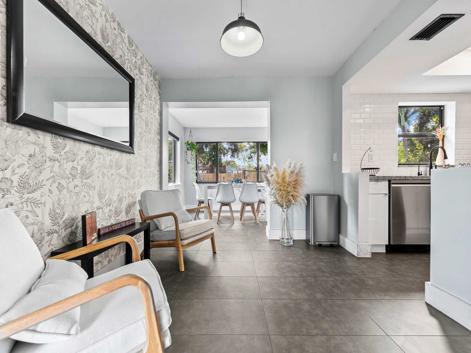 Building Photo - 2740 NW 21st St