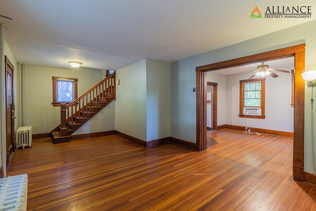 Building Photo - Fifteenth St. 344 N.