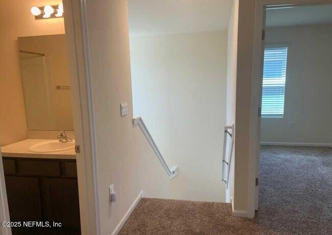 Building Photo - 15747 Equine Gait Dr