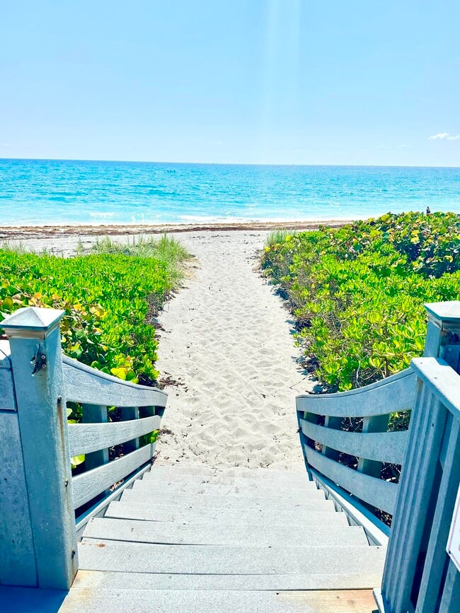 Building Photo - 420 Celestial Way