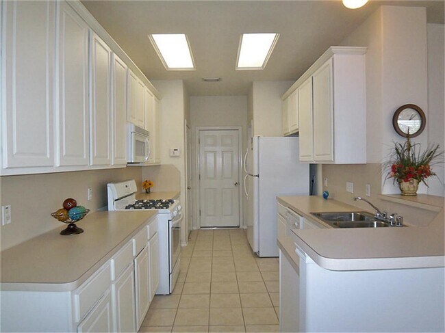 Building Photo - 6130 Morningshire Ln