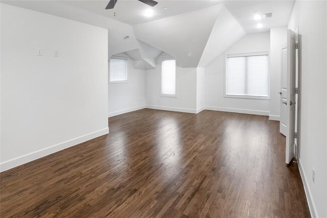Building Photo - 3454 McFarlin Blvd