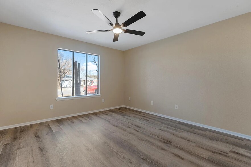 Building Photo - 4717 62nd St