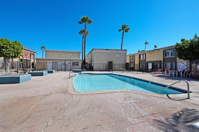 Building Photo - 1621 Pentecost Way