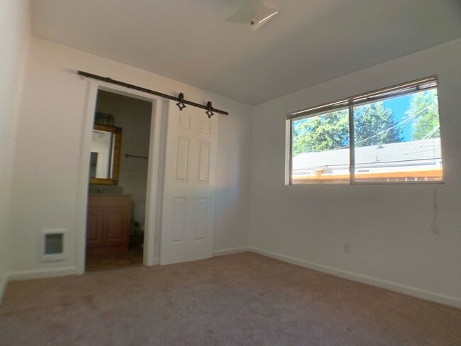 Building Photo - Great Home For Rent