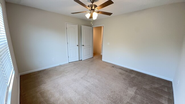 Building Photo - BRIDGEWATER HOME! LEASING FOR NOW OR AUGUST 2026! 1/2 Off Deposit!