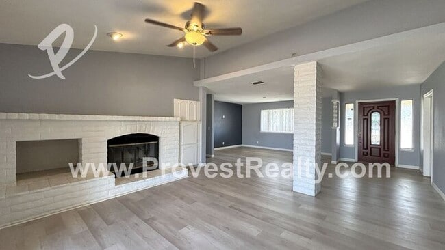 Building Photo - 14945 Flathead Rd
