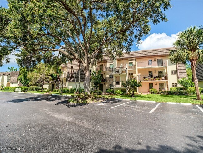 Building Photo - 1633 Spoonbill Ln