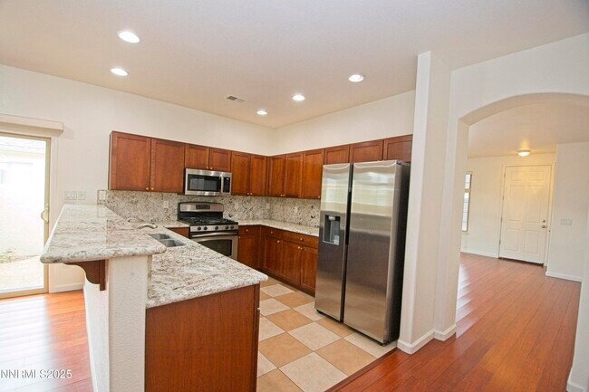 Building Photo - 1558 Teal Dr
