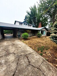 Building Photo - 1124 Woodside Dr