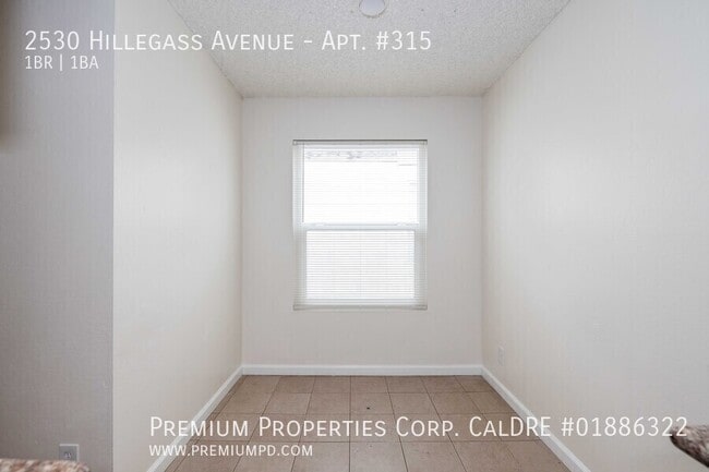 Building Photo - 2530 Hillegass Ave