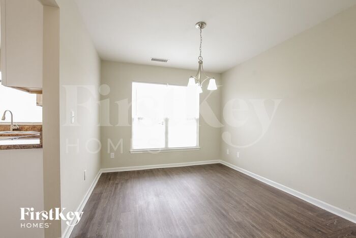 Building Photo - 1418 Galesburg St