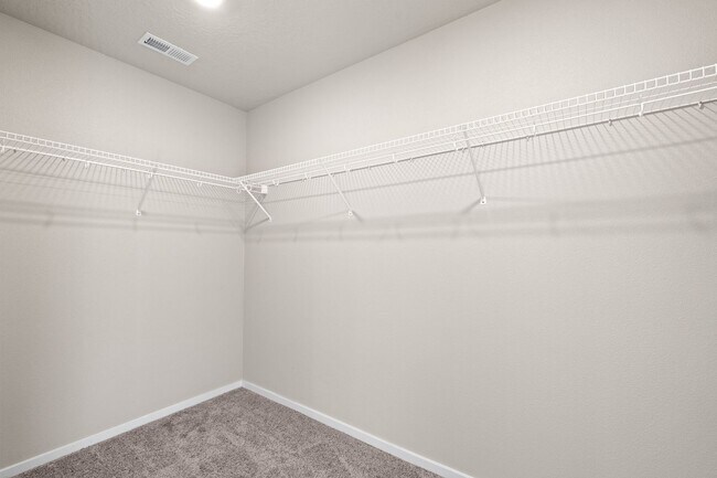 Building Photo - 2 year old 4 Bed 3 bath Liberty Lake Home offering 2330 sq/ft of living space