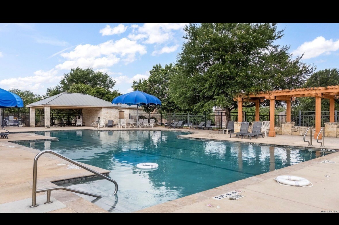 Community pool - 7743 Robert Mondavi