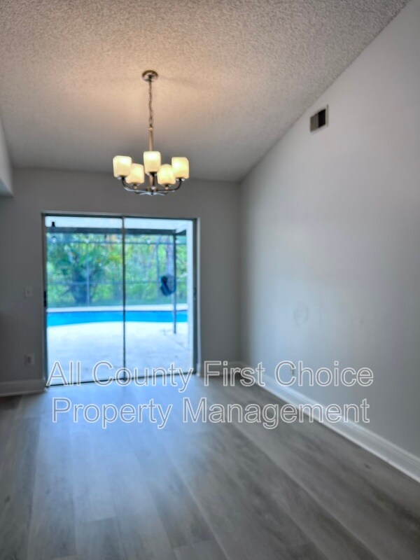 Building Photo - 12733 Gorda Cir E