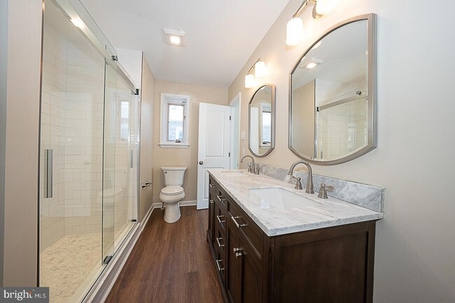 Building Photo - 1457 Manoa Rd