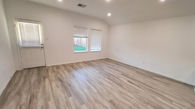 Building Photo - 31131 Delamere Turn Trl