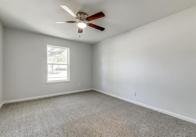 Building Photo - 8011 Woodhue Rd