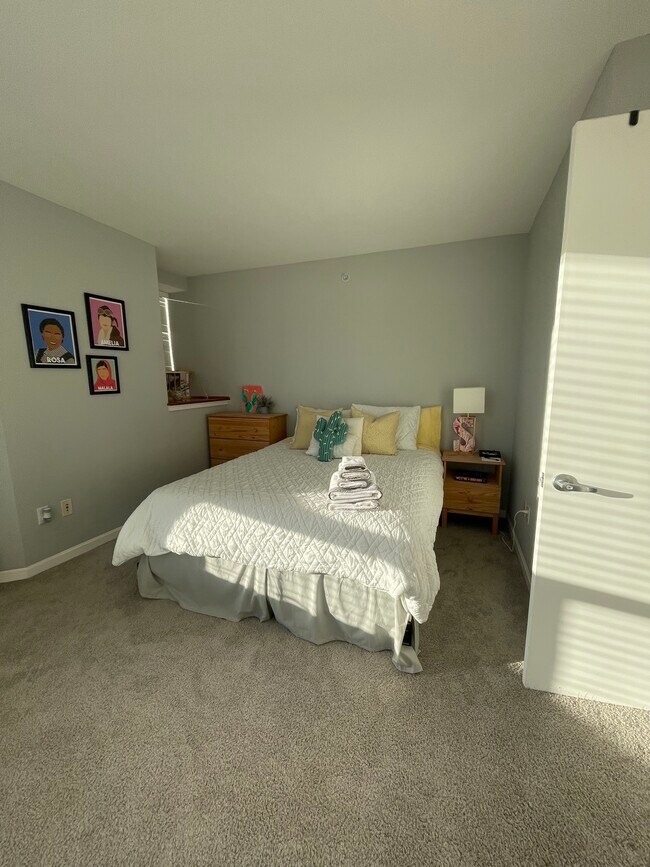 Building Photo - 400 Beale St