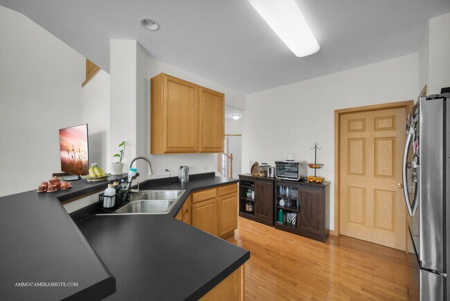 Building Photo - 369 Vaughn Cir