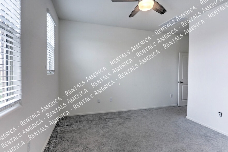 Building Photo - 5525 W San Francisco Trl