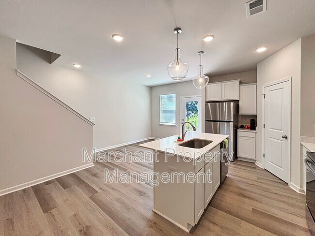 Building Photo - 119 Stoneview Way