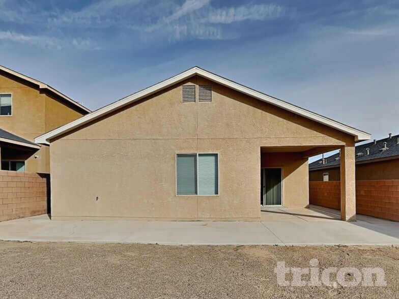 Building Photo - 3715 Buffalo Trail Rd NE