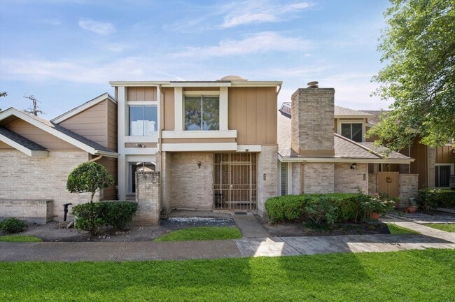 Building Photo - 6171 Dryad Dr