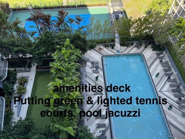 Building Photo - 121 NE 34th St