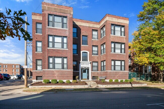 Primary Photo - 6275 Enright Ave