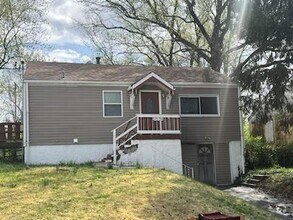 Building Photo - 2bd/1ba