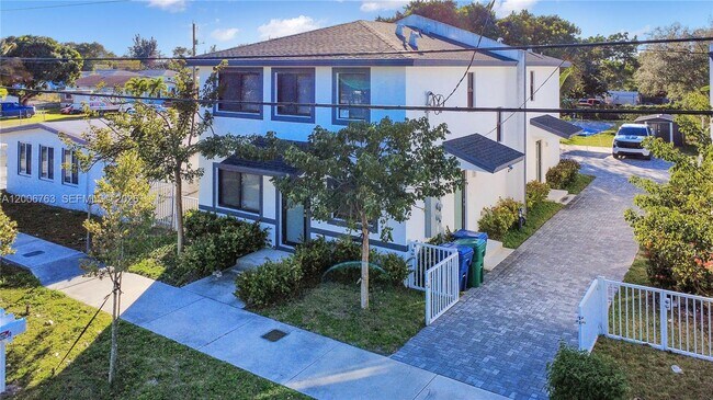 Building Photo - 21226 SW 119th Ave