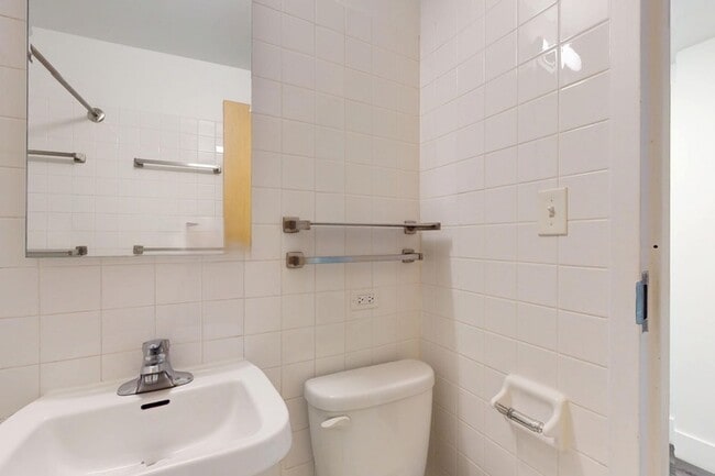 Floorplan - 1400 E. 57th Street
