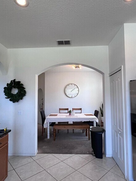 Building Photo - 6457 Evergreen Park Dr