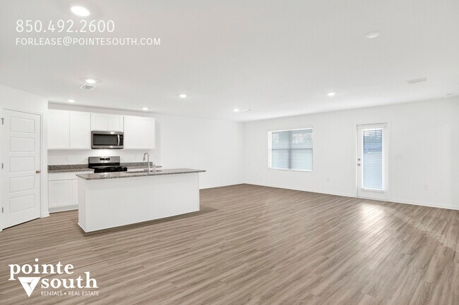 Building Photo - 32062 Lyon Rd