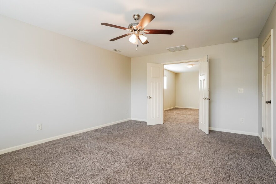 Building Photo - 117 Callahan Trail