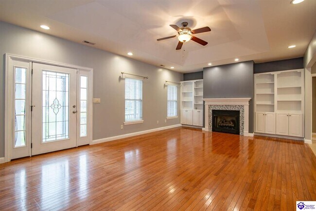 Building Photo - 45 Crosslin Ct