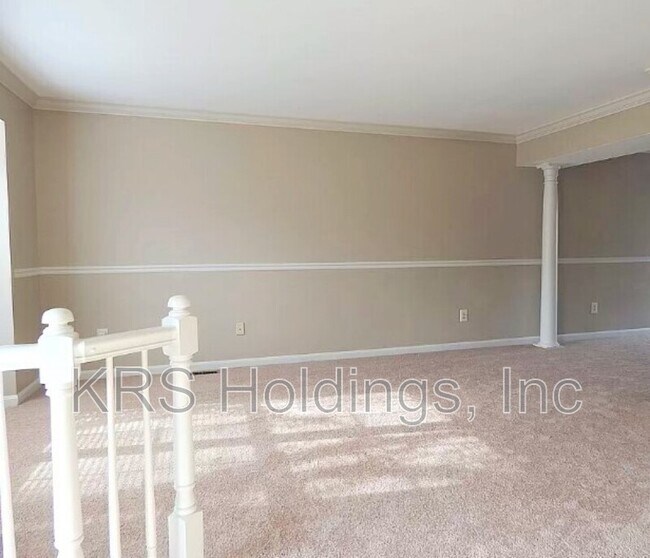 Building Photo - 604 Backridge Ct