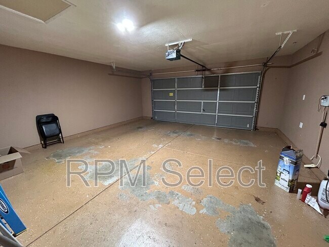 Building Photo - 10862 Wethersfield Dr