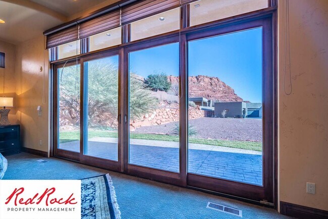 Building Photo - Incredible 4 Bedroom, 4 Bathroom FULLY FURNISHED Property in Entrada with a Private Pool!! 18 Mon...