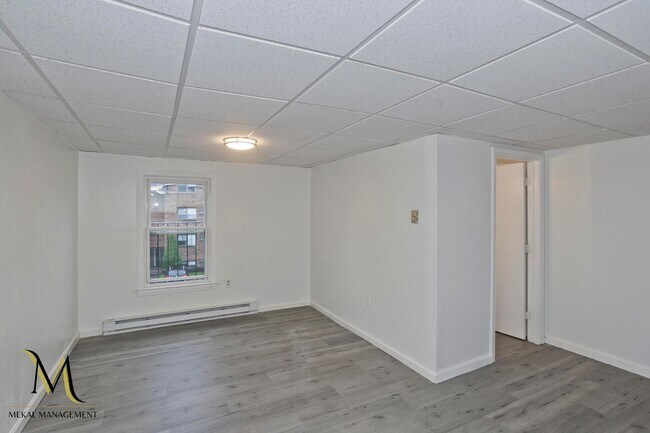 Building Photo - 41-45 Broad St