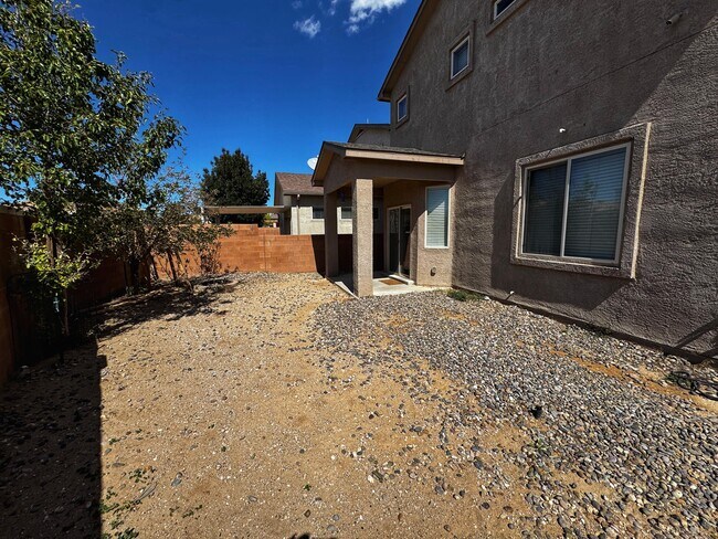Building Photo - 8901 Eagle Hills Dr NW
